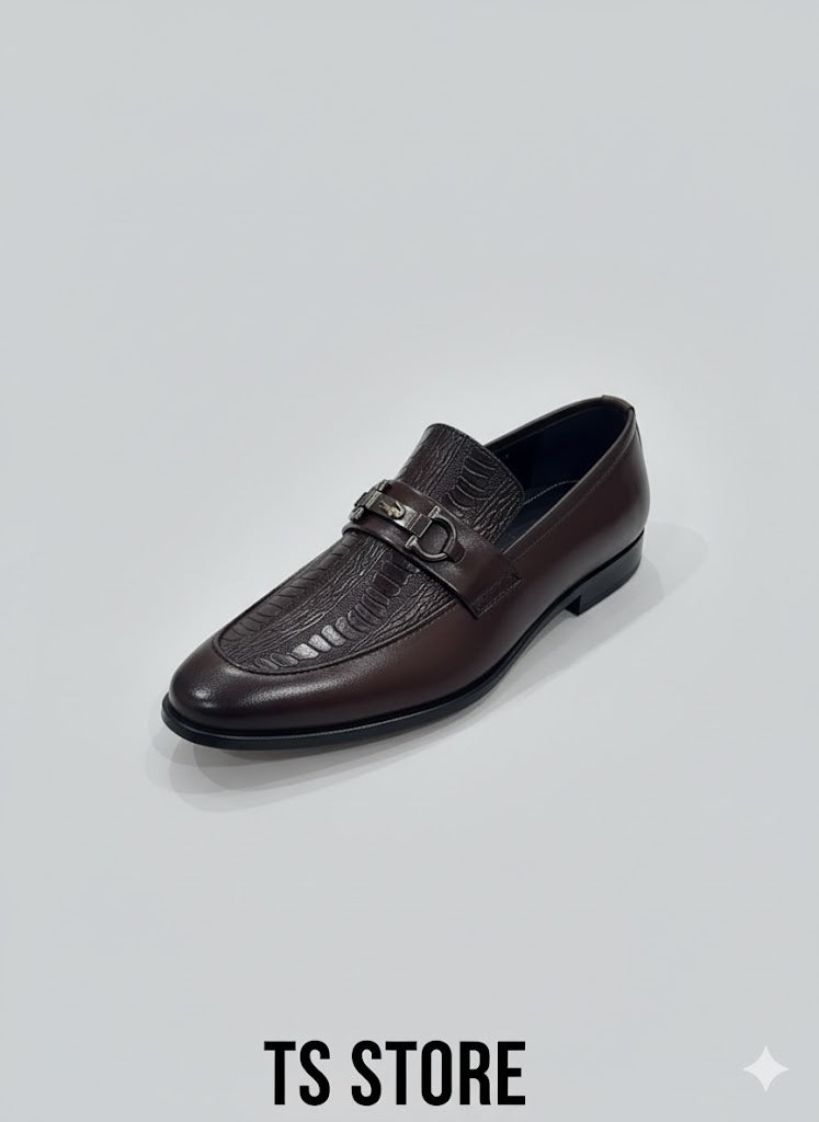 Men's Crocodile-Embossed Leather Loafers with Metal Buckle